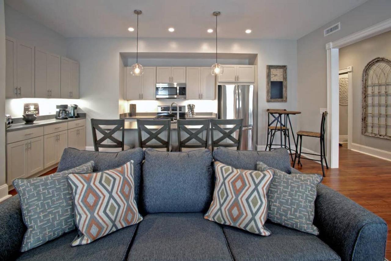 Newly Renovated 4 Bed 3 Bath And 2 Parking Spots Villa Savannah Eksteriør bilde