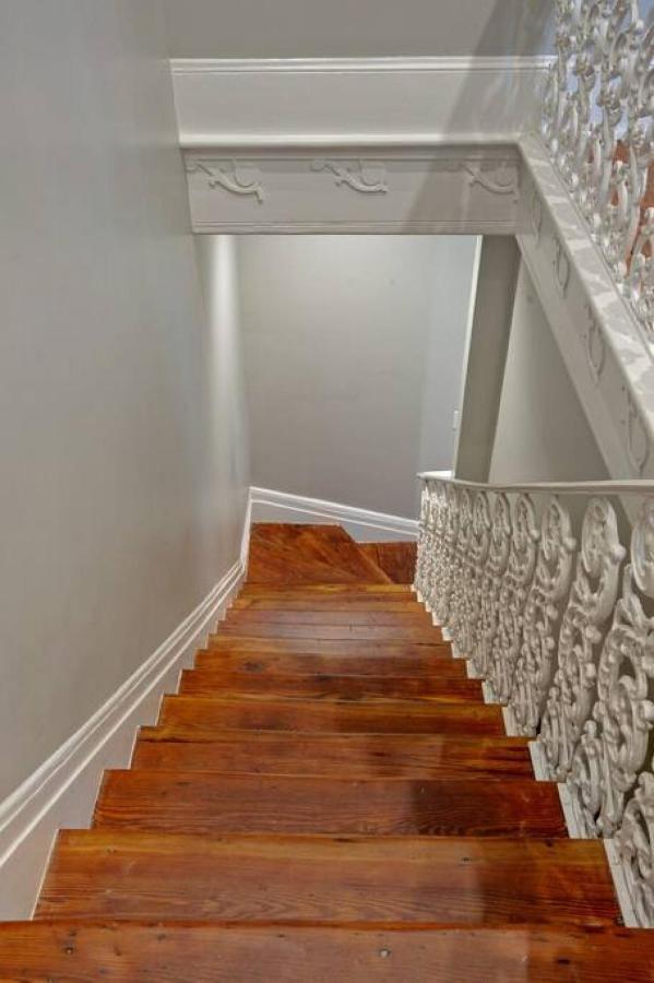 Newly Renovated 4 Bed 3 Bath And 2 Parking Spots Villa Savannah Eksteriør bilde