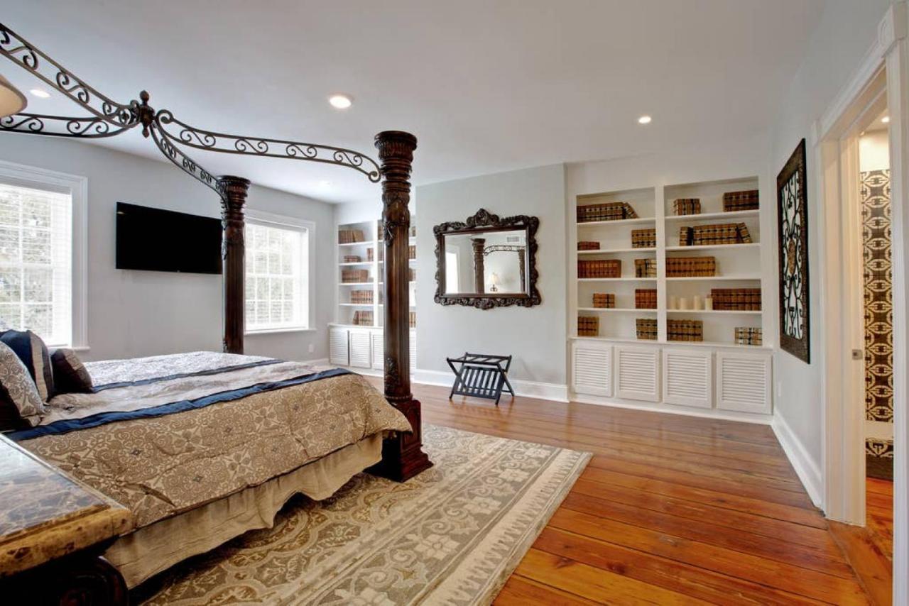Newly Renovated 4 Bed 3 Bath And 2 Parking Spots Villa Savannah Eksteriør bilde